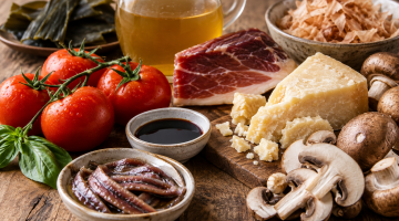 Sabor umami en alimentos naturales como tomate, queso curado, setas, anchoas y caldo